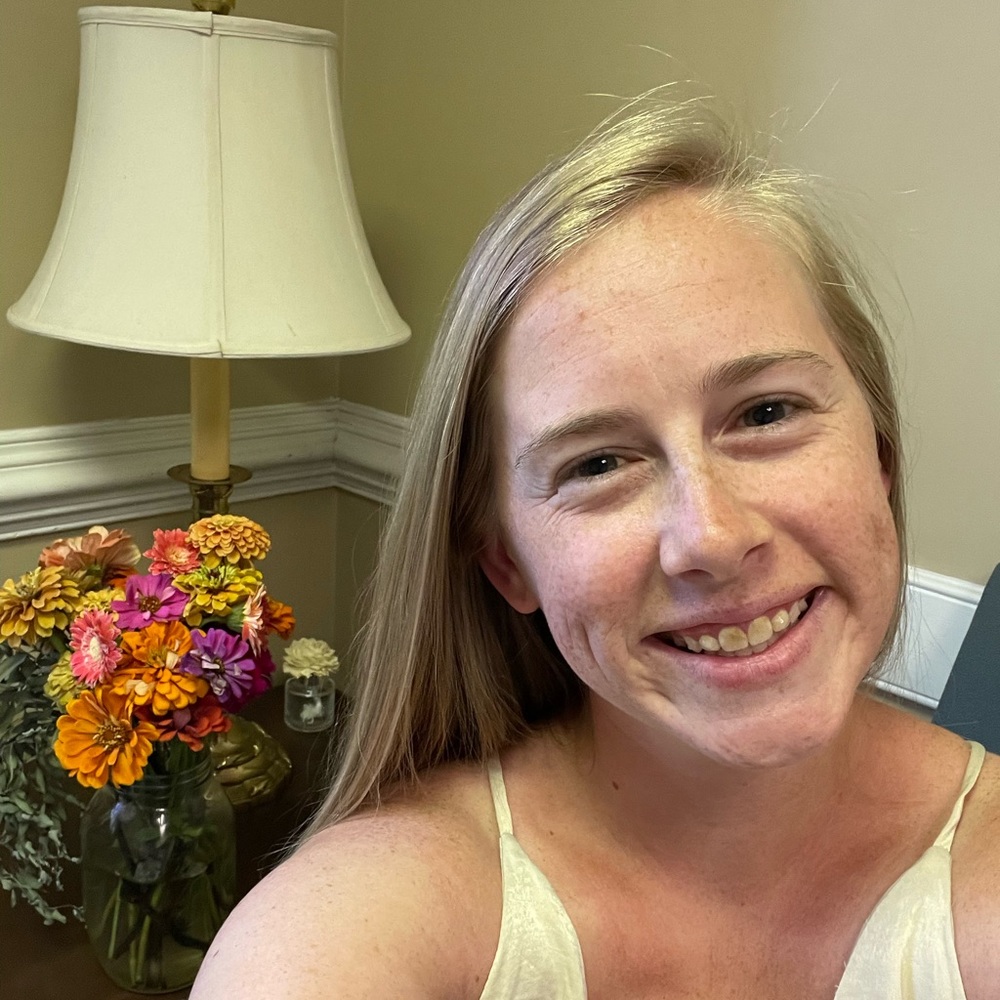 Meet your Posher, Alyse